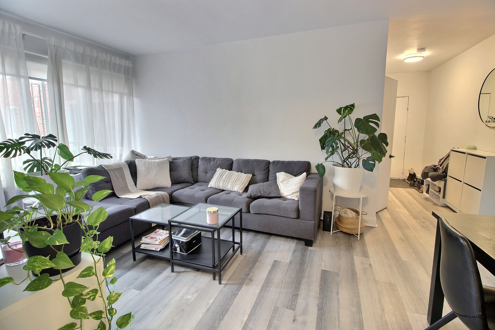 920-H Avenue Myrand, Québec, QC 920-H Avenue Myrand, Québec, QC