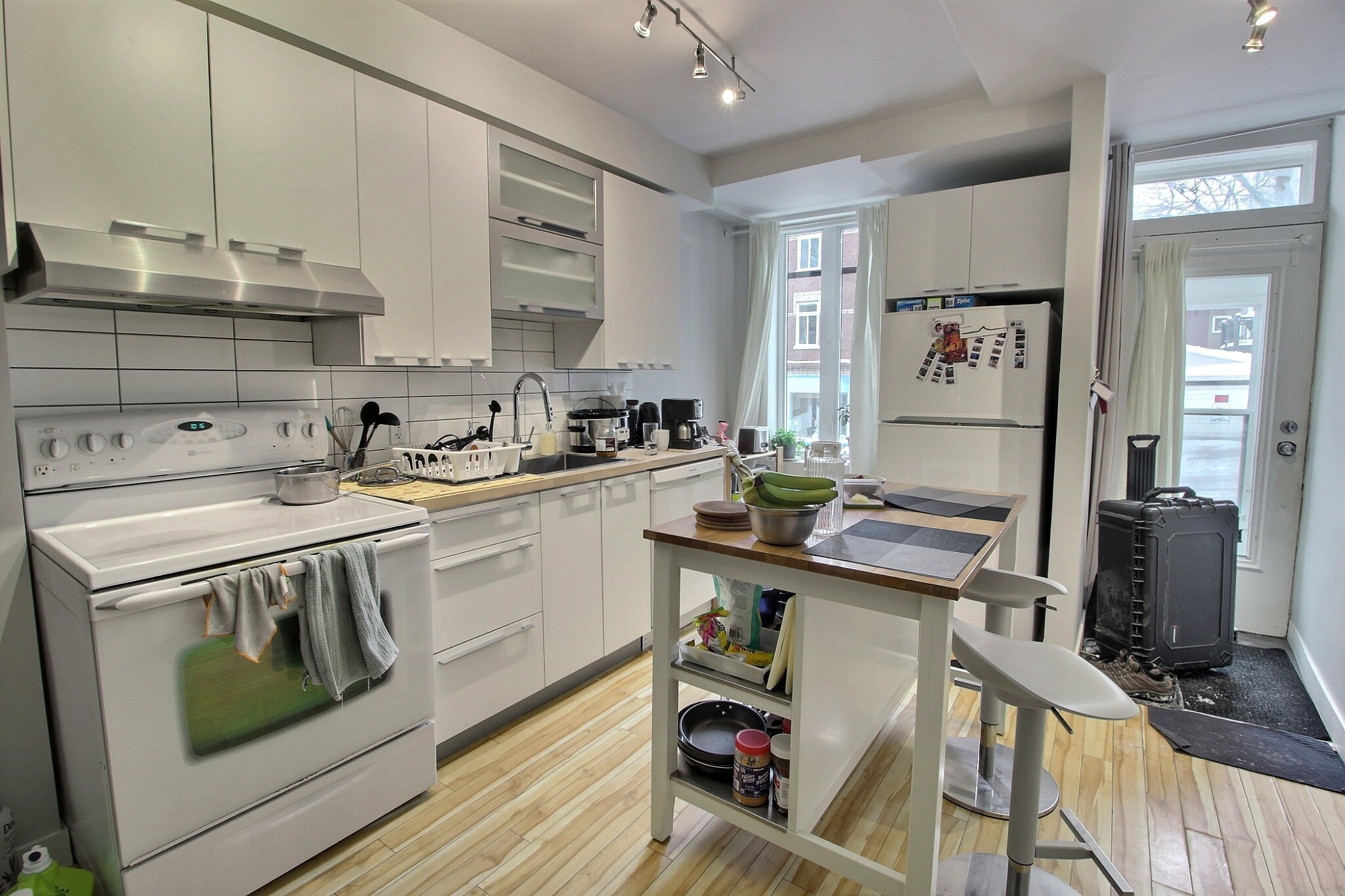 830 avenue Turnbull — photo 3