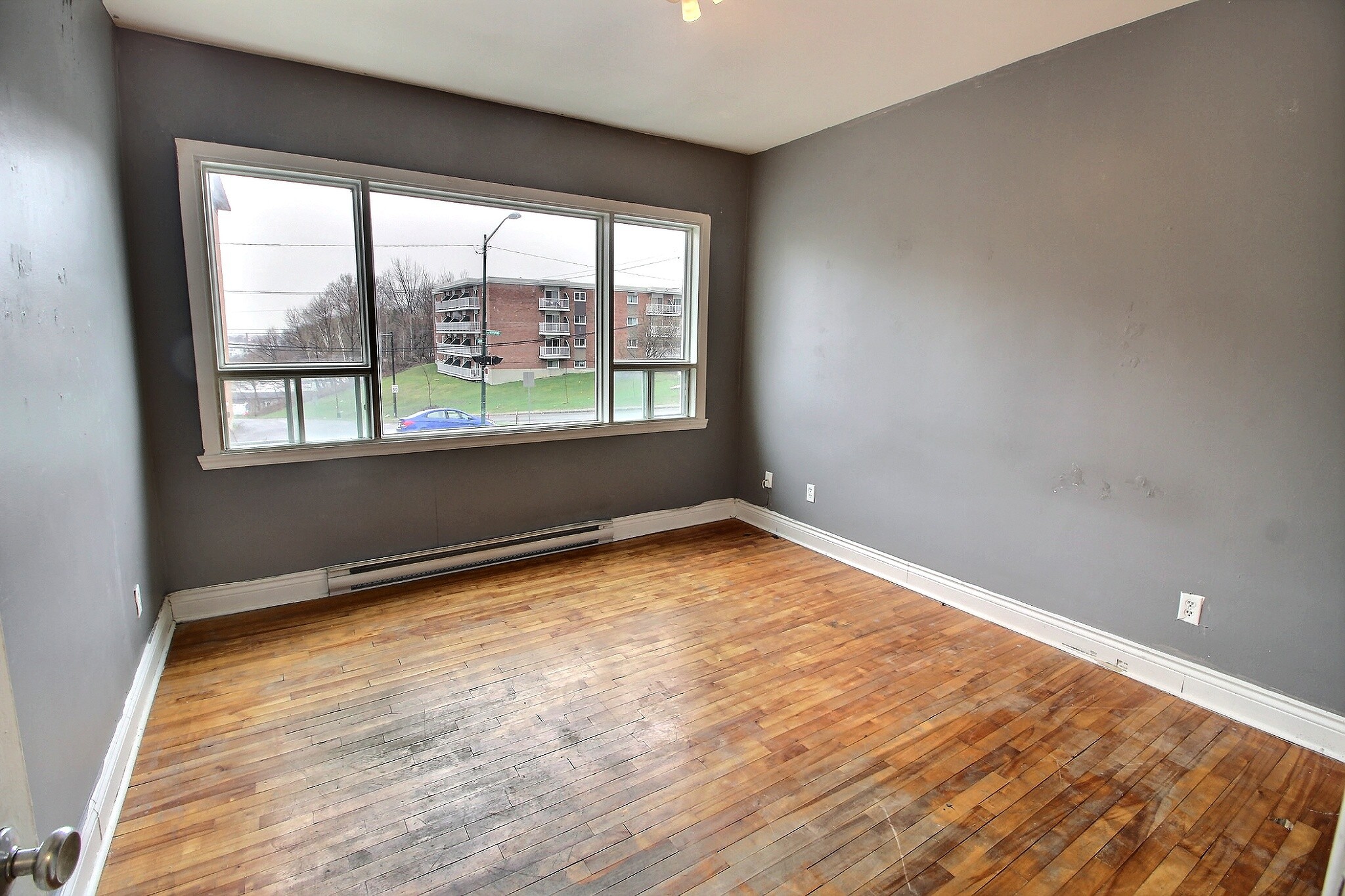 730-C avenue Myrand — photo 2