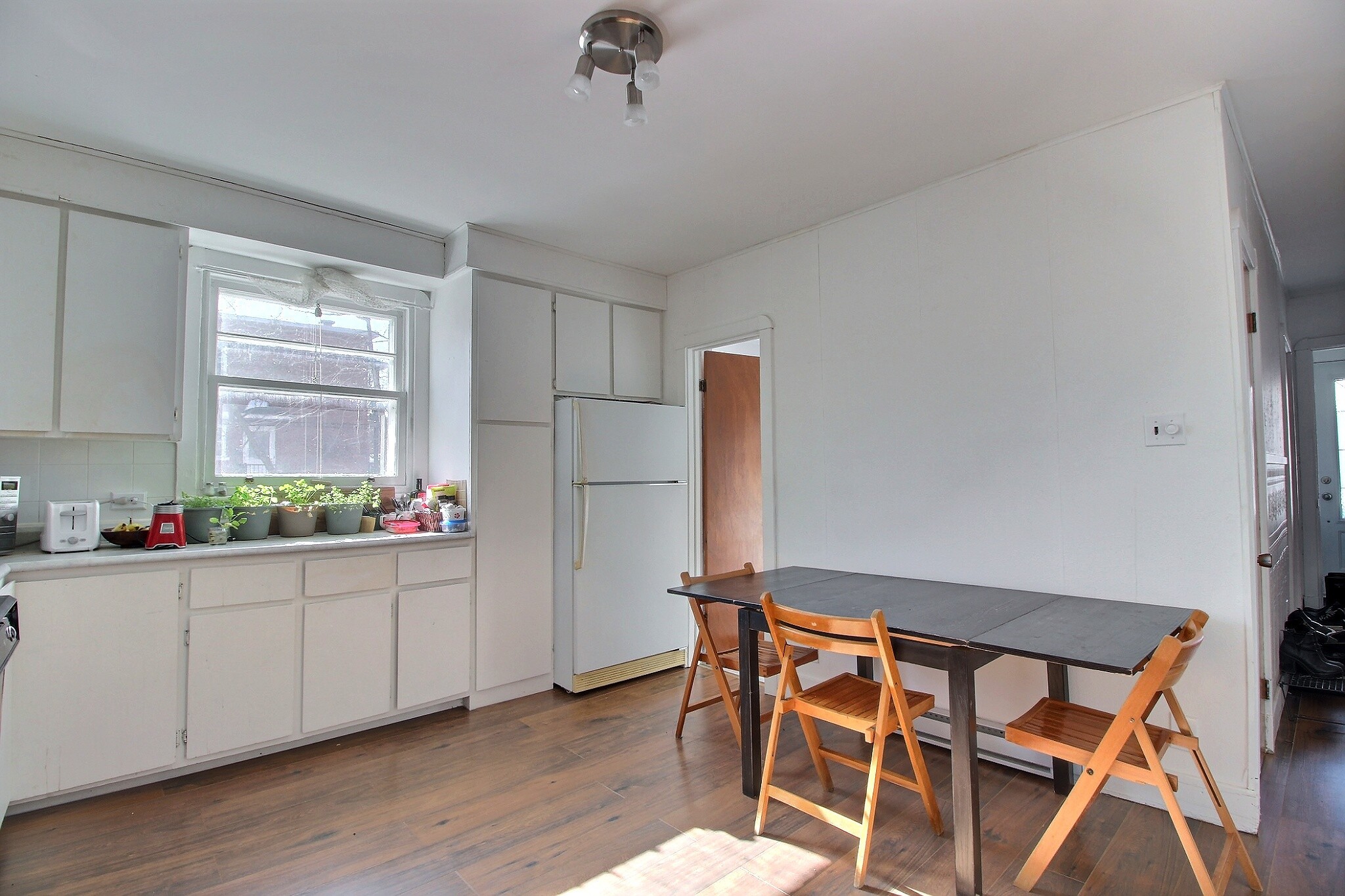 2370 Av. Maufils, Québec, QC G1J 4K3