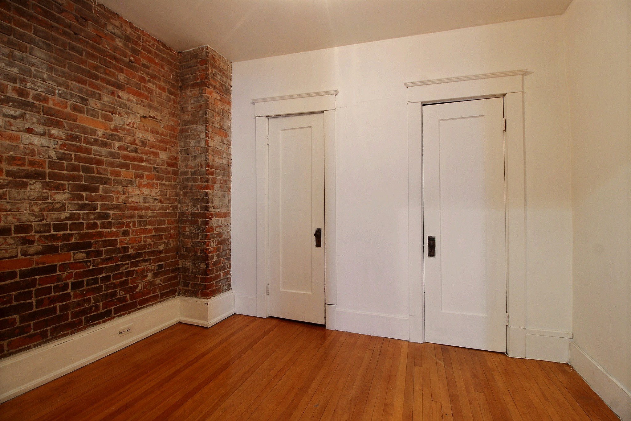 892-C Rue Richelieu — photo 2