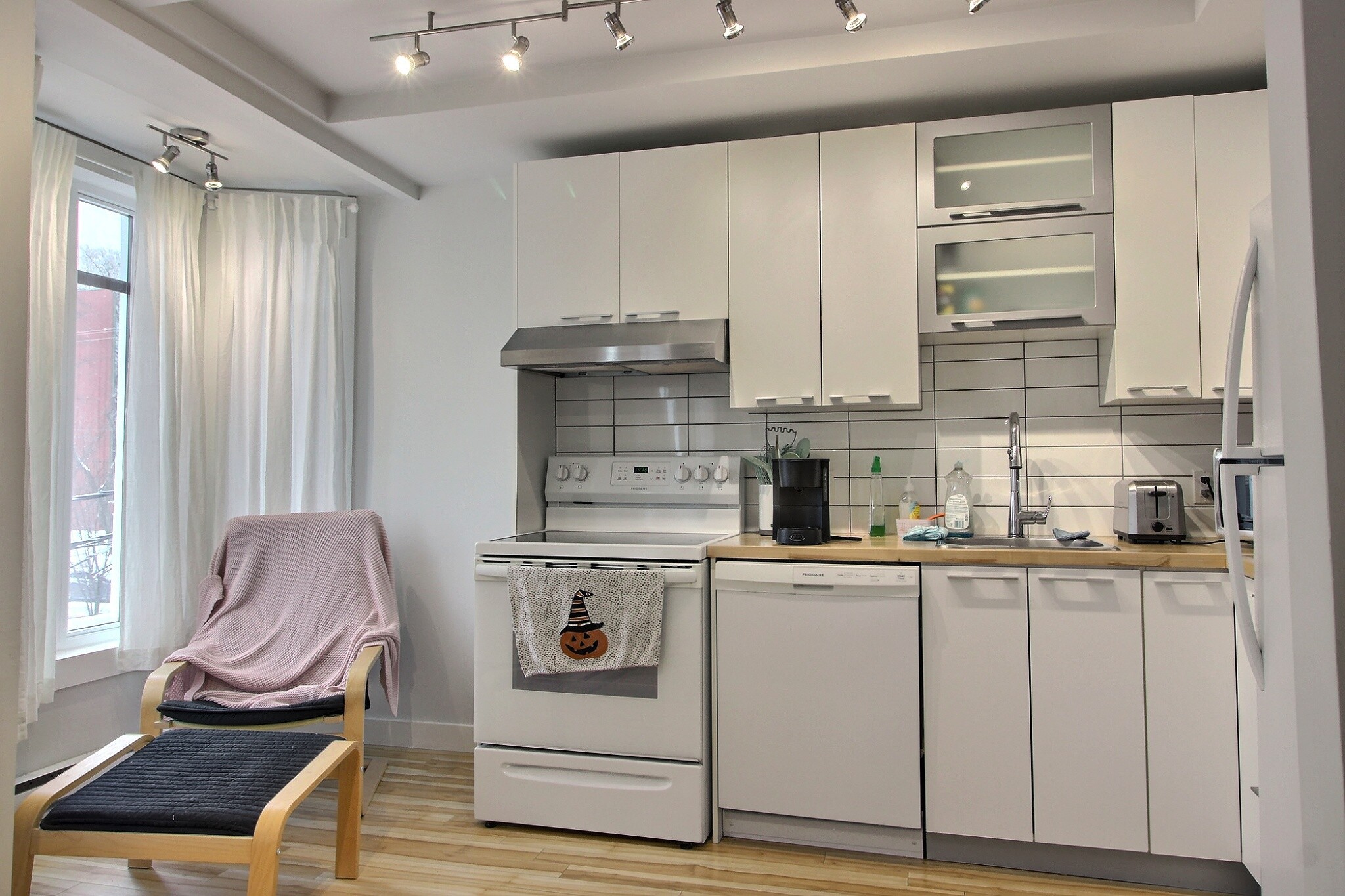 836-C avenue Turnbull — photo 3