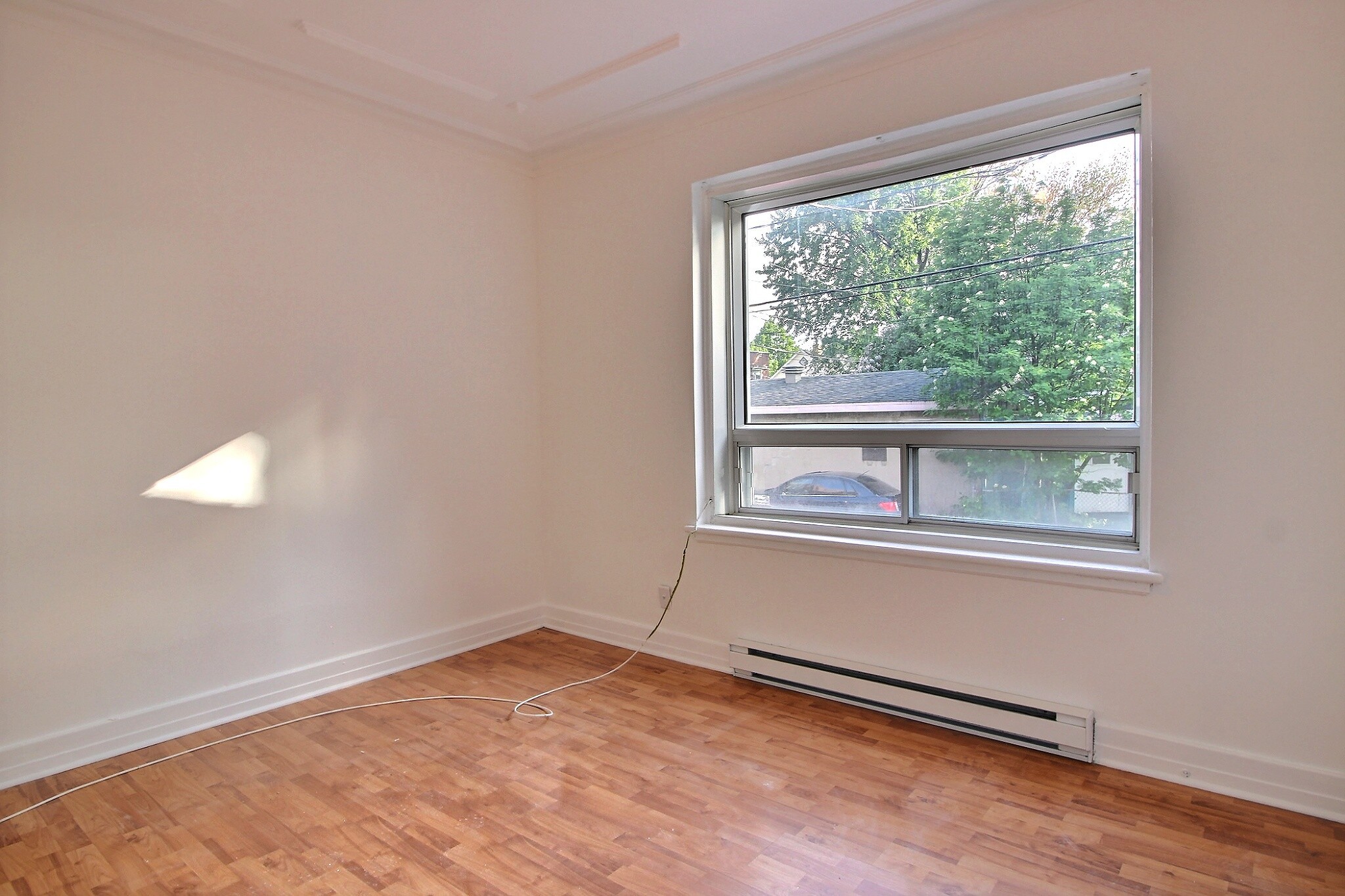 2795 1e Avenue — photo 3