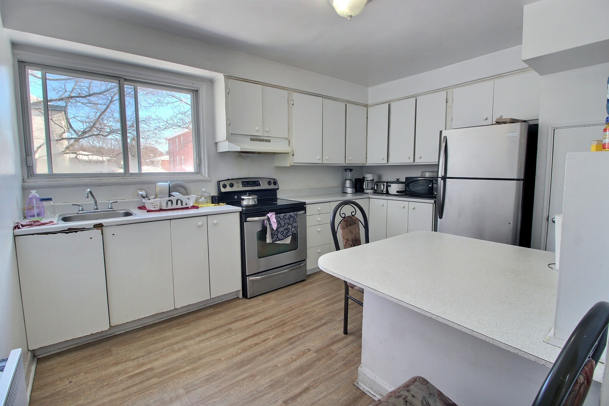 960-1B Av. Myrand — photo 2