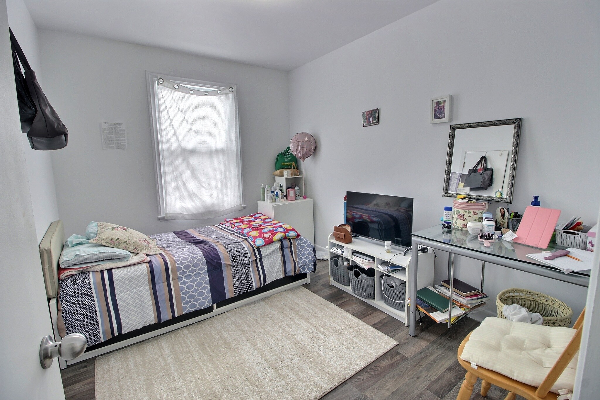 1684-E Avenue Mailloux — photo 3