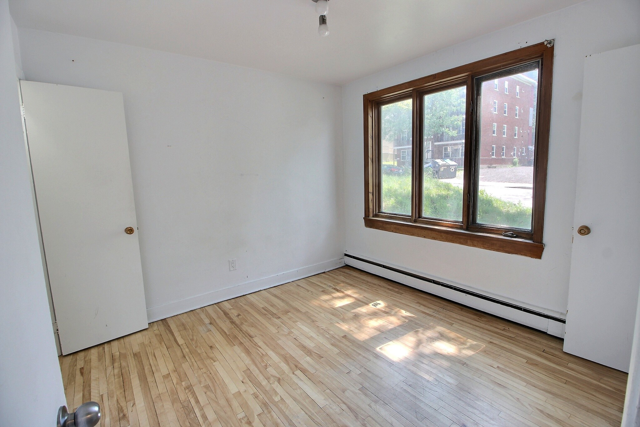 751-C avenue Myrand — photo 3